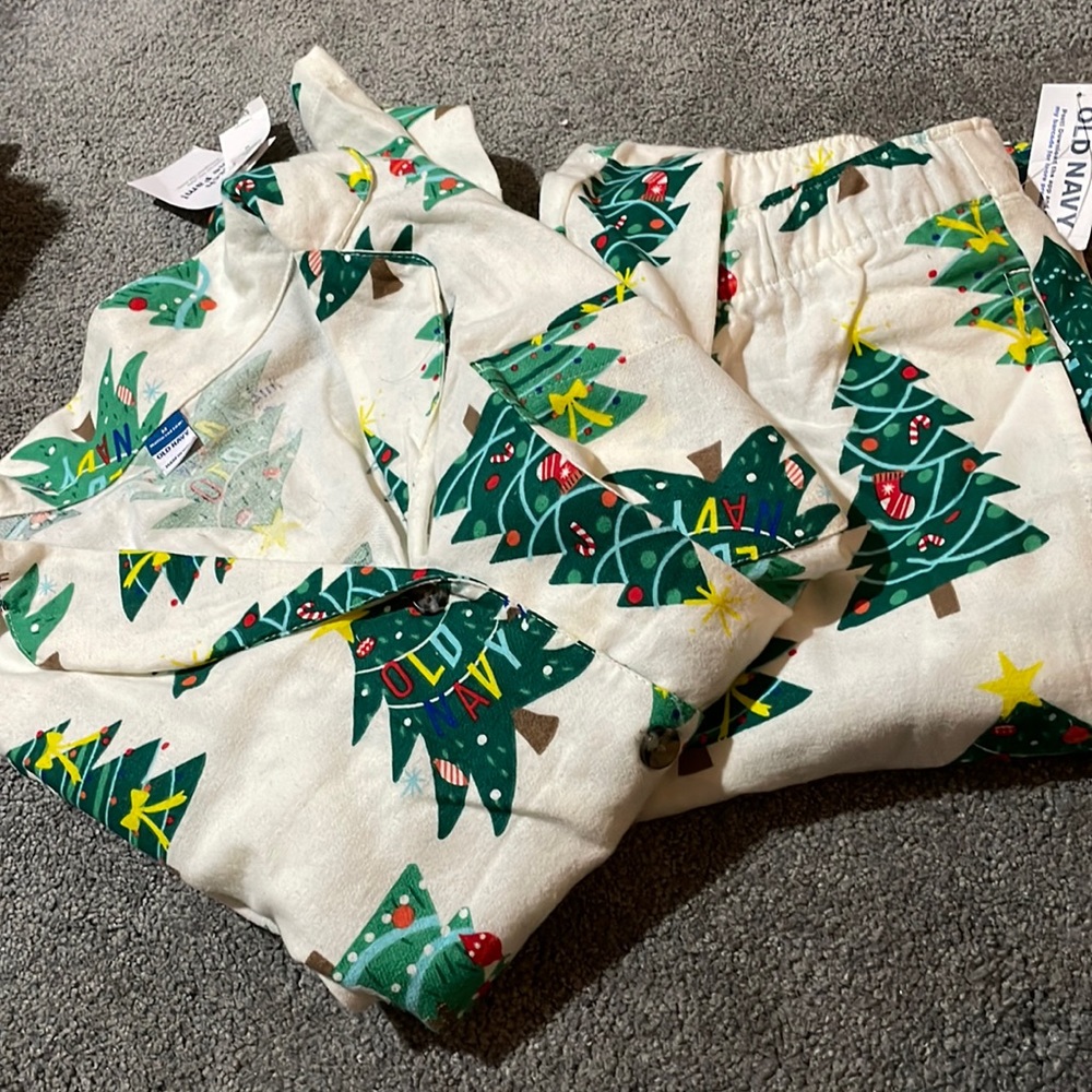 Old navy 2 piece pajama set medium
